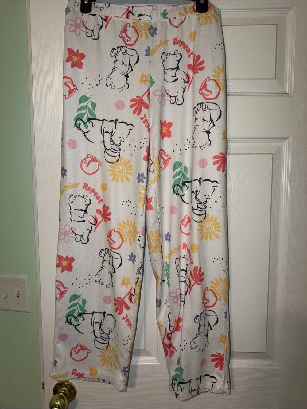 Disney White Winnie the Pooh Bear Floral Print Pajama Pants - Multicolor